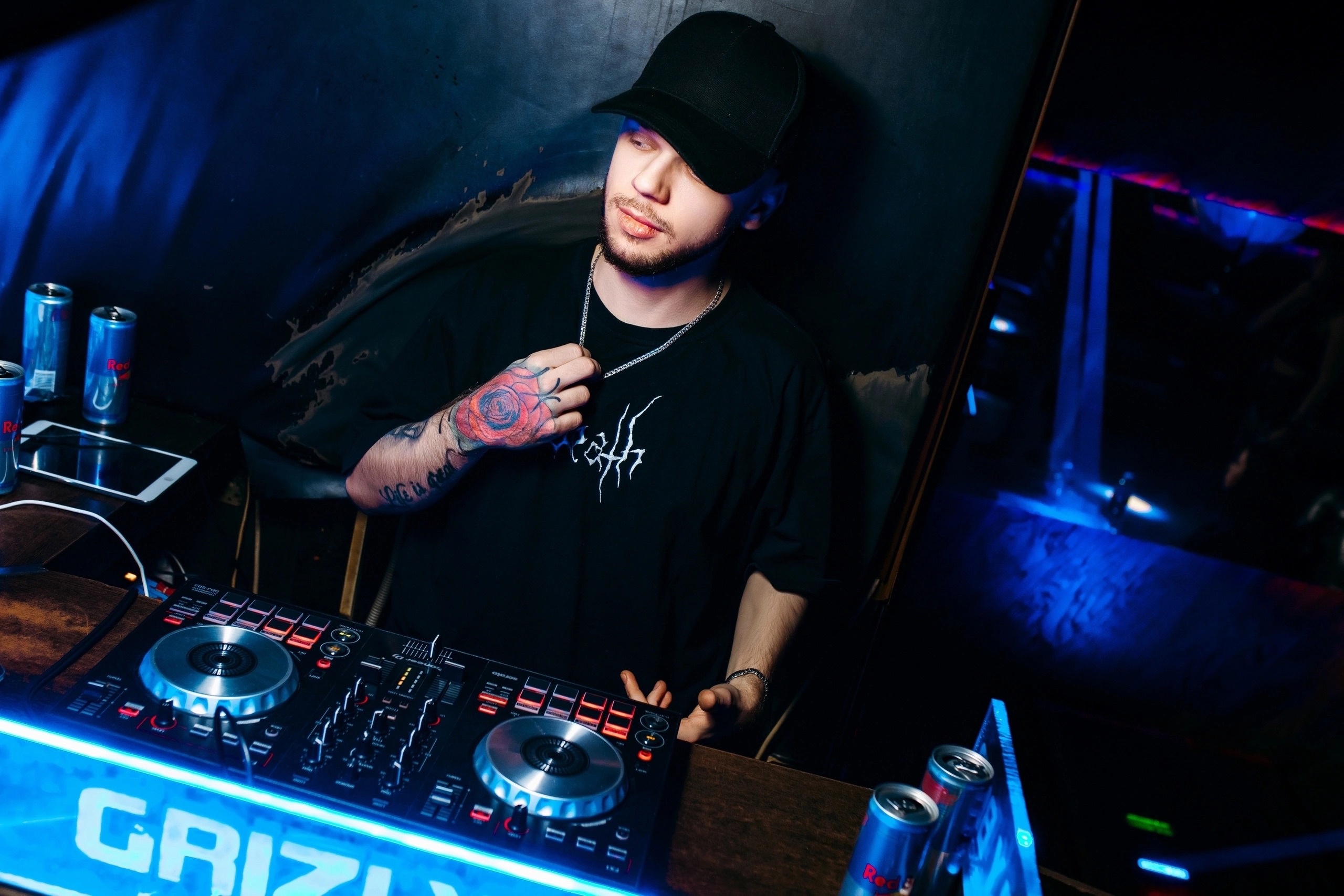Макс Сергеев - DJ МАКС ОН - Фото №6 от Otmechaem.Events