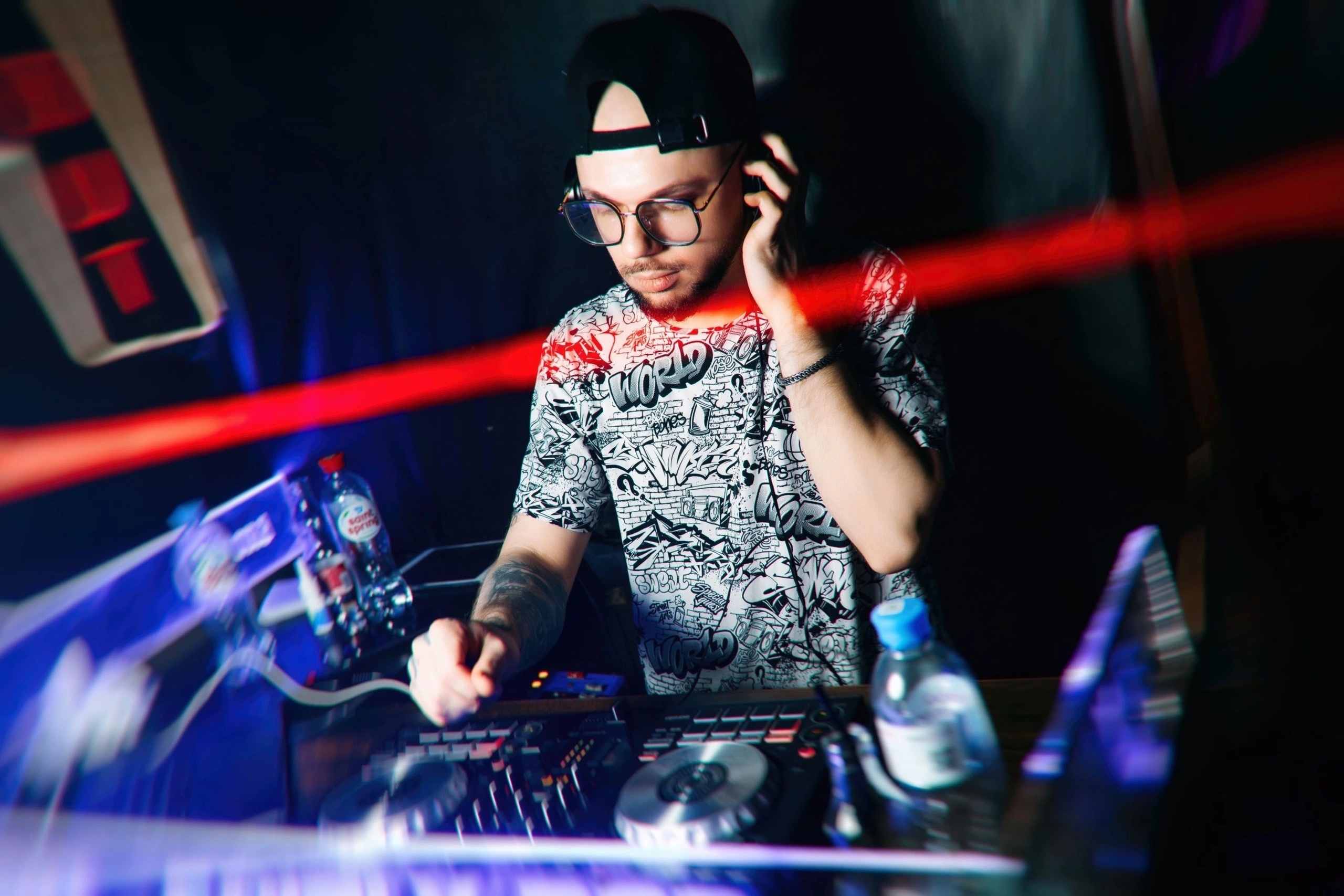 Макс Сергеев - DJ МАКС ОН - Фото №1 от Otmechaem.Events