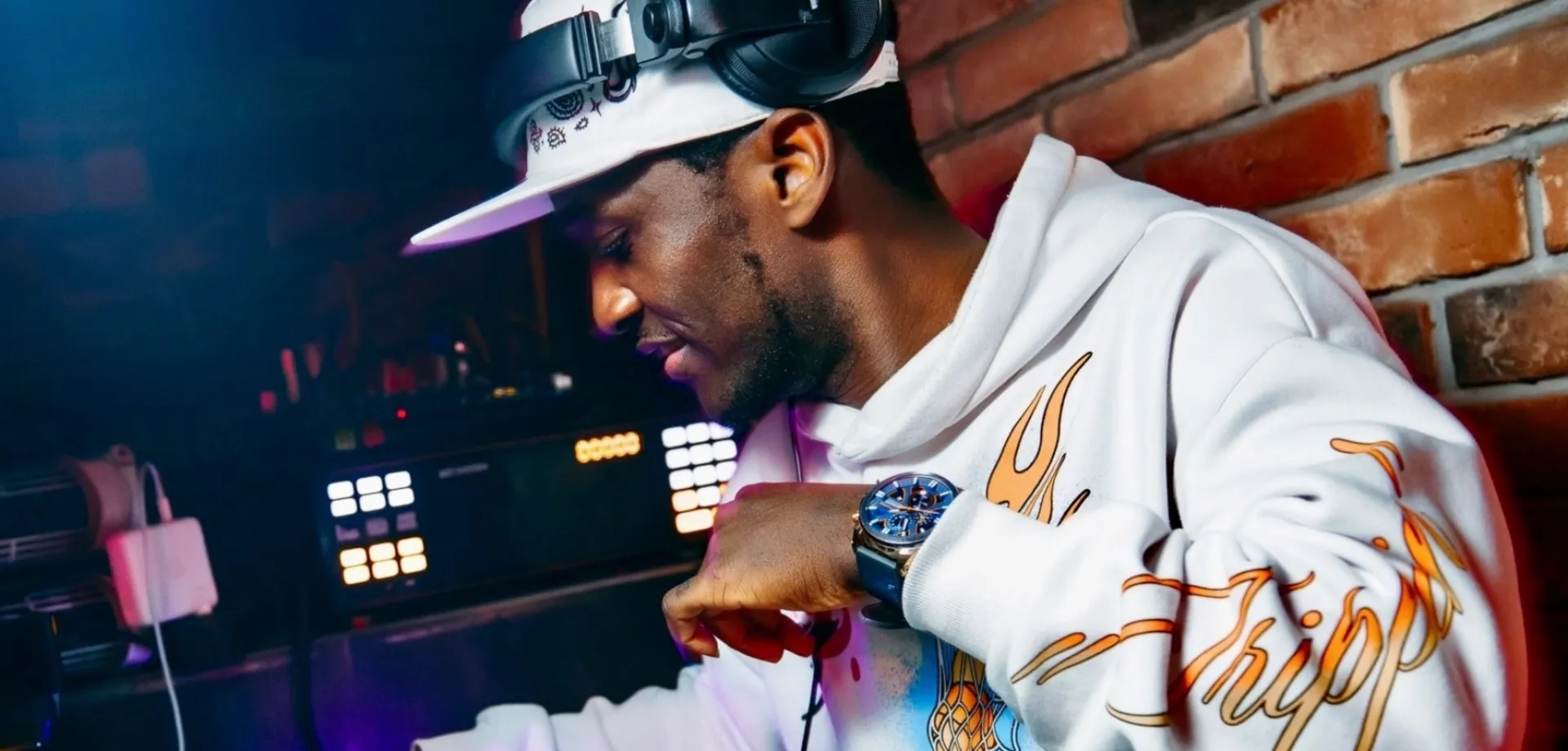 DJ ЗИКО